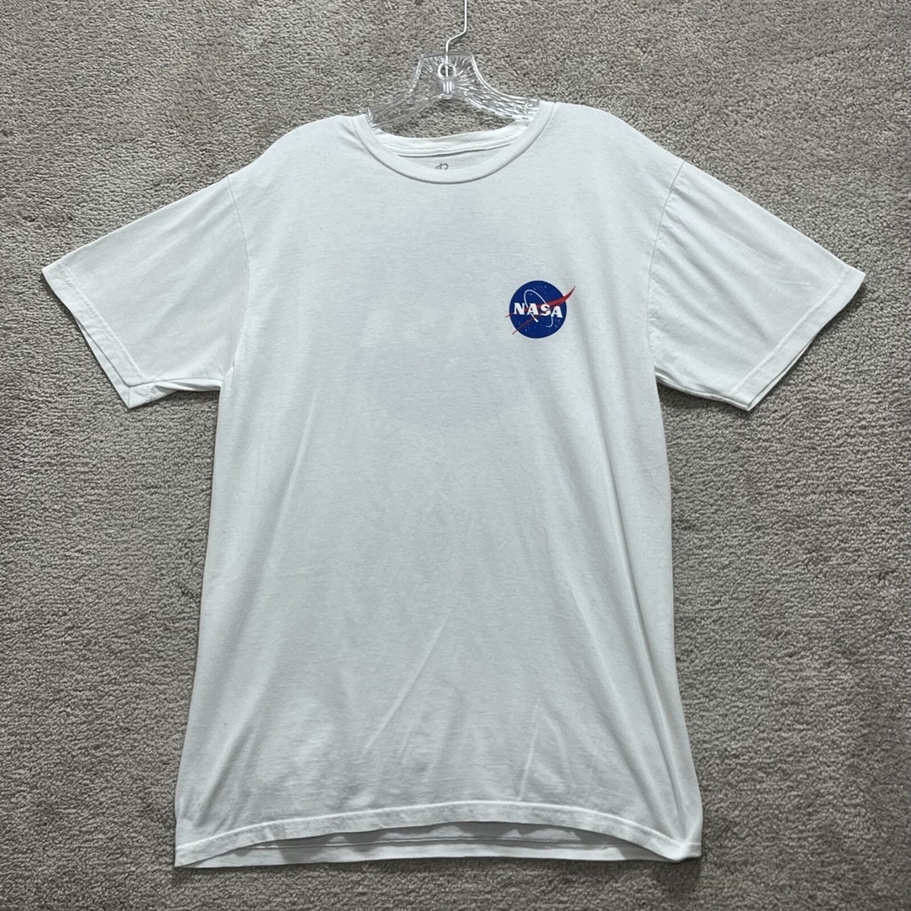 NASA  T-Shirt Men's Large White Patch Logo‎ Crew Neck Pullover Bowery Supply Co